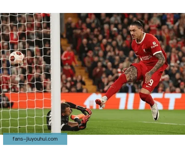 瑞恩赫拉芬贝赫在斯洛特指导下蜕变为顶级后腰的成长之路